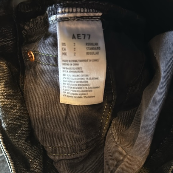 Black AE77 mom jeans - Picture 4 of 6